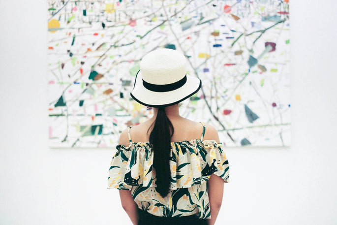 How-to-choose-the-size-of-the-decorative-painting June Wall Art